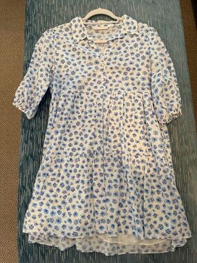 Karlie White and Blue Floral Tiered Shirt Dress